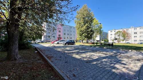 2 pokoje po remoncie na 1 piętrze w Centrum