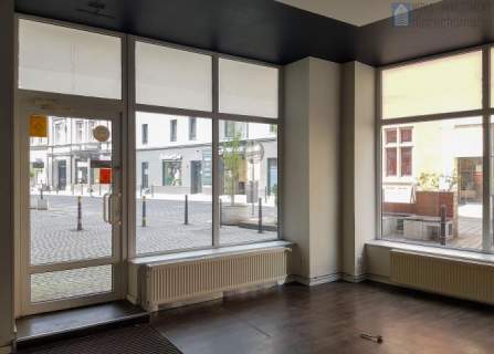 Lokal narożny z dużymi witrynami 70,30 m2 Gliwice, Siemińskiego