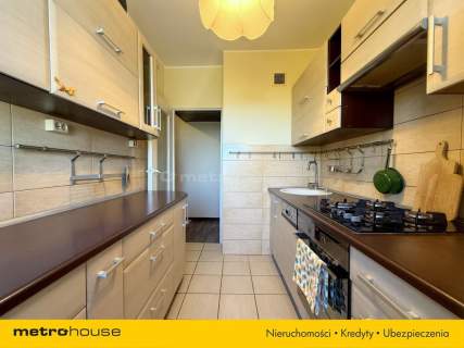 4 pokoje /73,34 m2 / 3 piętro /CO miejskie/ balkon