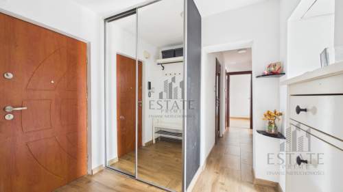 3 pokoje 59 m2, balkon, bardzo dobry standard