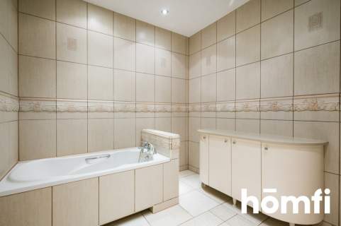 3pok, 64m2, balkon piwnica ul. Rydla Bronowice