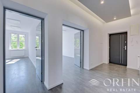 Lokal biurowy-Gdynia Centrum-90 m2-5700 zł, wysoki