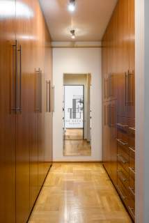 120 m 150 m od Metra Natolin 2 loggie