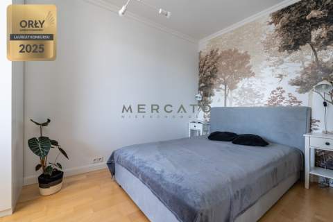 Apartament przy placu Grzybowskim