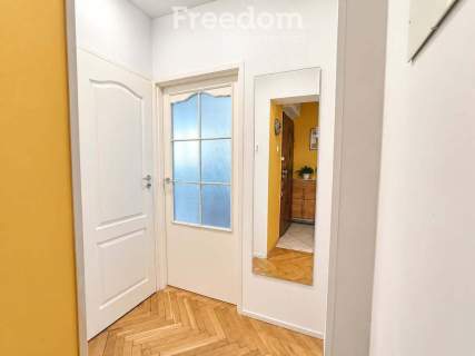 3-pokojowe mieszkanie 67,70 m w centrum Ciechanowa z dwoma balkonami