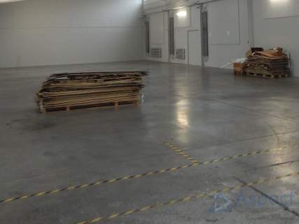 Wynajem obiekt biurowo-magazynowy 562m2