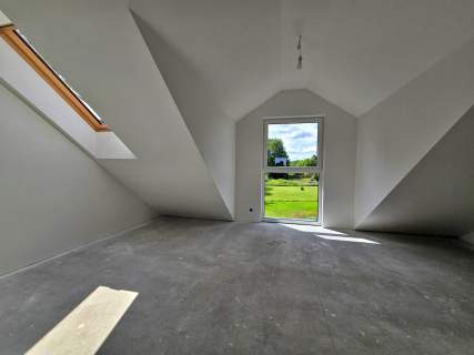 Dla dużej rodziny dom z ogrodem Grabówki
