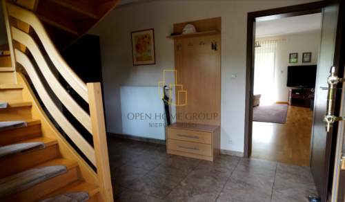 Bielany Wr. dom wolnostojący, 8 pokoi, garaż