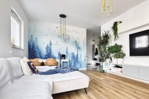70 m2 3 pokoje Balkon 10 m2 Wysoki standard