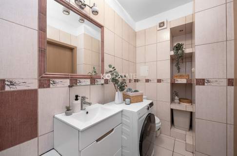 2 pokoje 33 m 2 piętro Siechnice piwnica