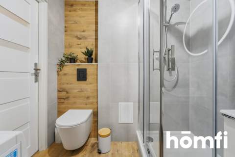 Na wynajem Kossaka 50 m2 z balkonem