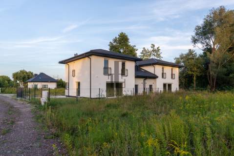 Ostatni bliźniak w Halinowie/ 5 pokoi/pompa ciepła