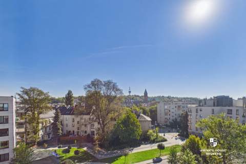 47 m Duży taras Ostatnie piętro Podgórze