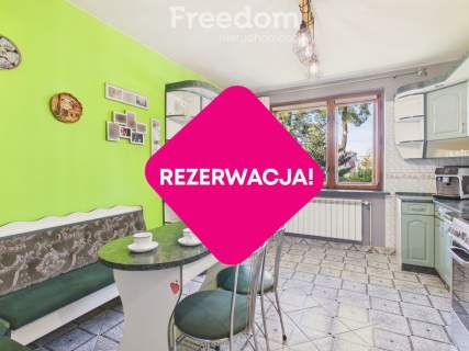 Dom z kominkiem, ogrodem i 2 garażami