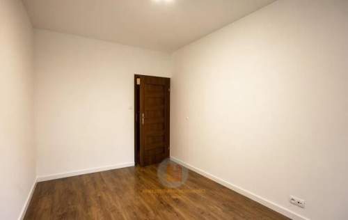Apartament 2 pokojowy z ogródkiem oraz garażem