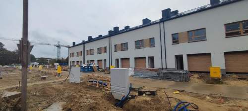 Szamocin, Las , Segment , 5 pok. , 140 m2, garaż .
