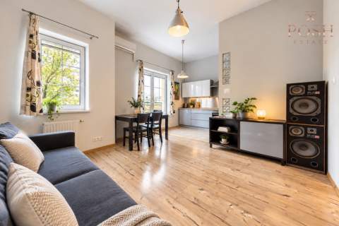 50m2 winda klima monitoring Komuny Paryskiej