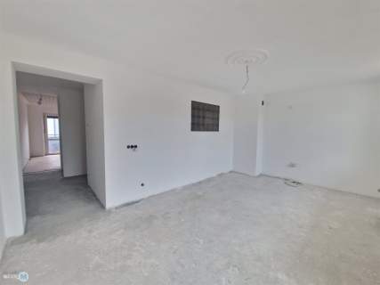 2 pokoje/1 piętro/taras/balkon/ogródek