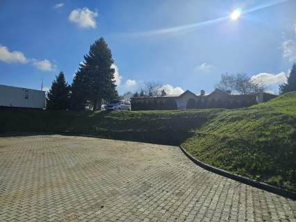 Kompleks budynków i działek - Husów 375A