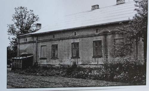 Wyjątkowy dwór z 1926 r. 179 m Działka 0,8 ha