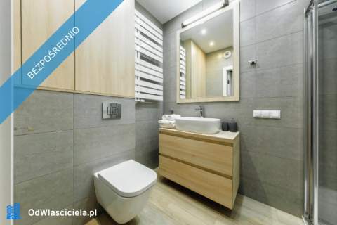 Jasny apartament 70m , 2 sypialnie, balkon i parking na Ochocie