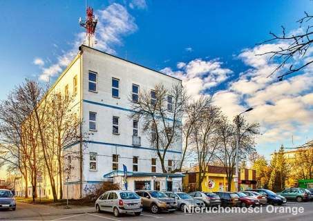 Kompleks budynków biurowych w centrum Bełchatowa
