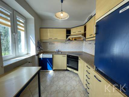 Koniuchy, wysoki parter,blok z cegły, patio