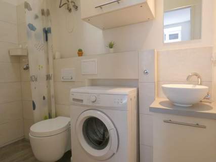 Niecała 3, Centrum, jasna kawalerka pet friendly