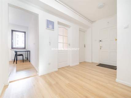 64m2 4 pok os kuchnia balkon Bronowice