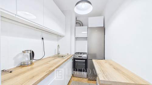 2 Pokoje Piwnica Balkon Duży parking Świetna lokalizacja