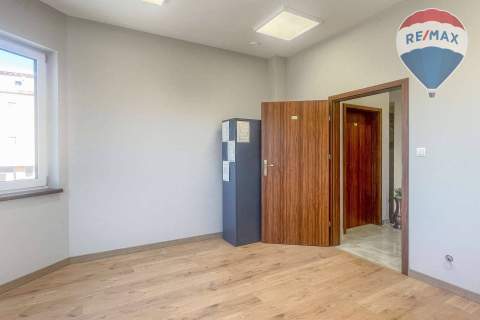 Lokal biurowy 16m2 do wynajęcia od zaraz