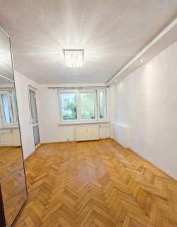 3 pokoje - dużo zieleni - balkon - przestronne