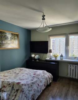 72 m 4 pokoje osobna kuchnia balkon po remoncie