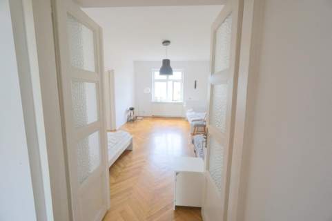 2 pokoje, 81 m , ostatnie piętro, widok na Wawel