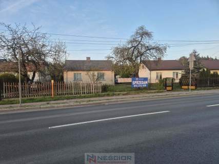 Dom Siennica / Dom do remontu/ działka usługowa