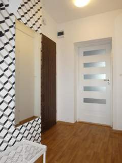 Kawalerka 30 m2, komórka - Rostka 7, Szobiszowice