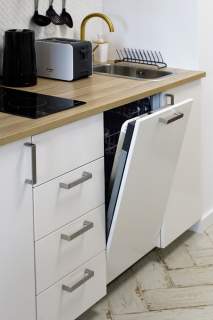 Zamieszkaj lub zarabiaj apartament, Bliska Wola