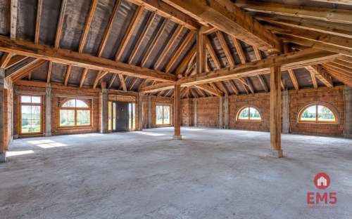 Budynek pod Karczmę 990m2