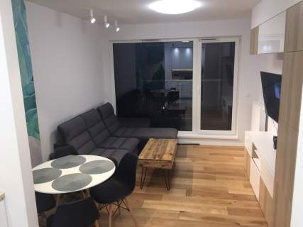 Komfortowy 2 pokojowy APARTAMENT z loggią