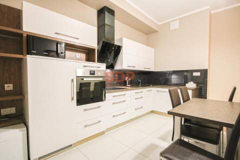 Stare Miasto Rakowicka 3 pok 65m2 Garderoba ENG