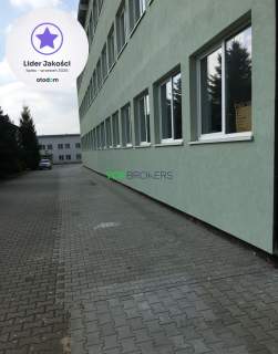 Przestronny budynek na biuro, do własnej aranżacji