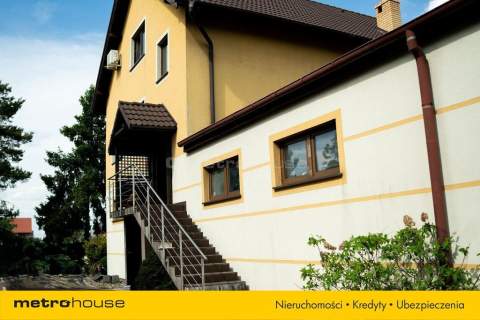 NIERUCHOMOŚĆ MIESZKALNO-USŁUGOWA SMARDZÓW