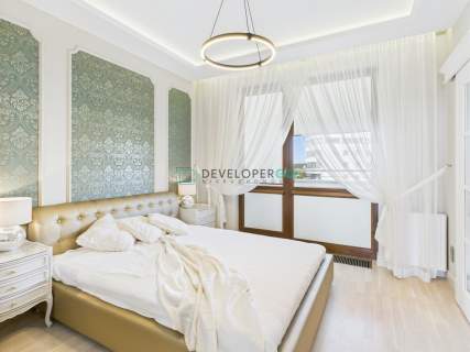 Elegancki Apartament na 10 piętrze