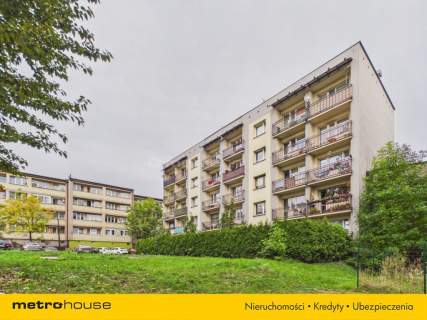 32,60 m2-do remontu - Centrum- Okna - 2024 rok