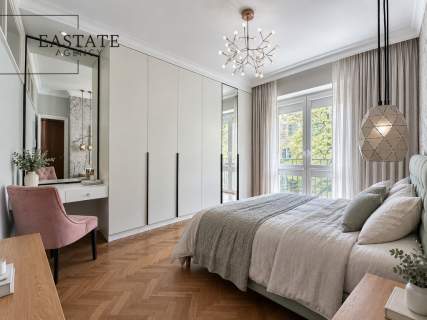 Powiśle Designerski apartament w kamienicy 2 balkony i garaż