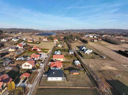 Parterowy dom z fotowoltaiką