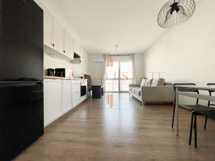 Okazja Idealne 2 Pokoje Dwustronne Balkon Miejsce P. Gratis