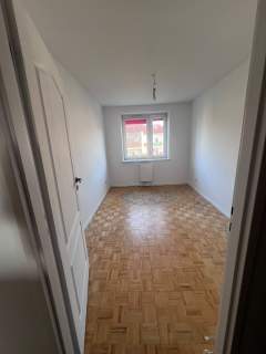 Na sprzedaż mieszkanie 4 pokoje 80 m2 strych osiedle Stara