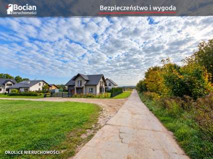 Uzbrojona,płaska działka pod lasem-Trąbki Wielkie 