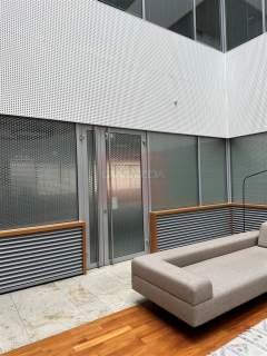 Nieruchomość komercyjna do wynajęcia, 562 m2, Warszawa